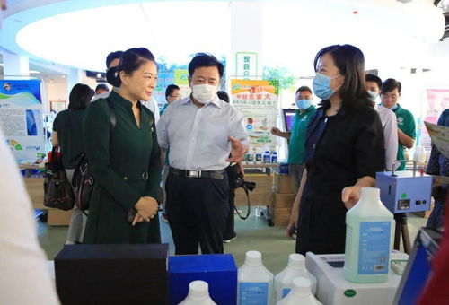 濰坊首個(gè)家政大集圓滿落幕，巾幗家政廣場(chǎng)吸引兩千余人“趕集”